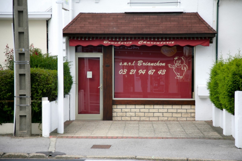 boutique-ST JEANNET-min_france_frankreich_commerce_frankrijk_francia_delicatessen_butchery_charcuterie-424328